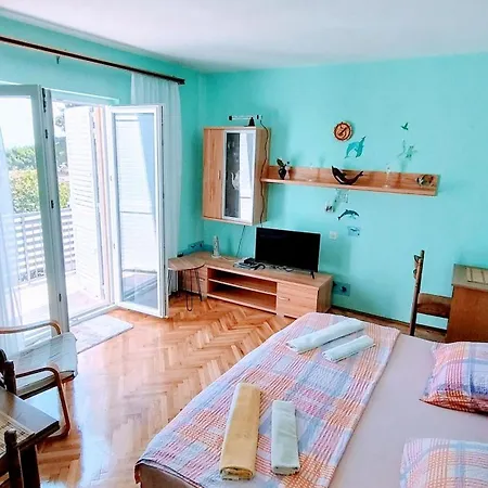 Dari Apartmán *