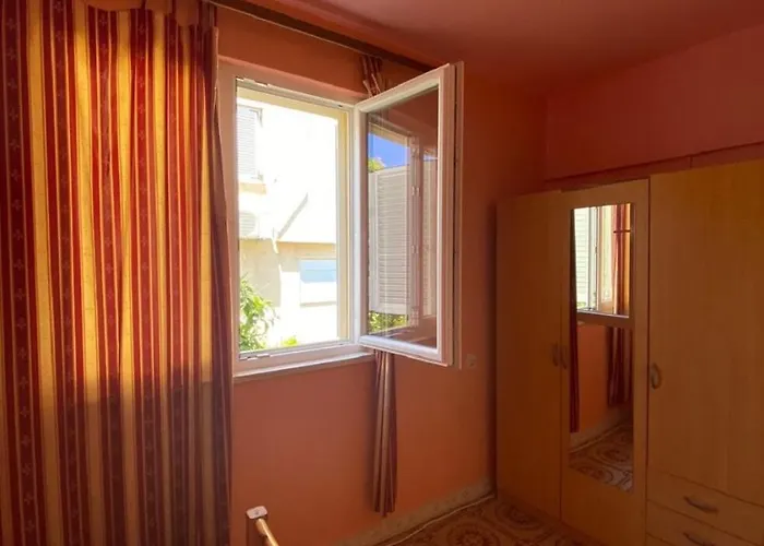 Apartment Dari