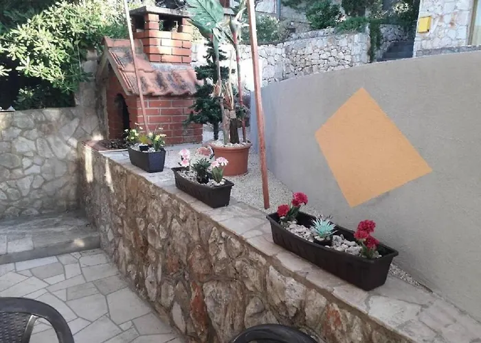 Apartment Dari Jelsa (Hvar)