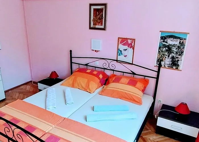 Apartment Dari
