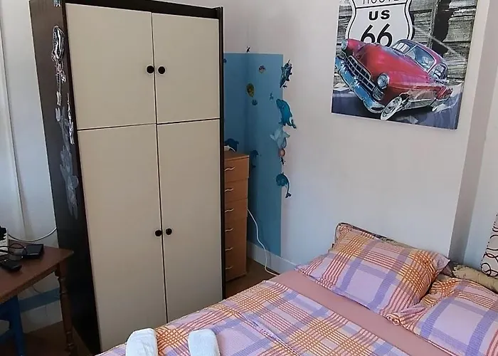 Dari Apartment *