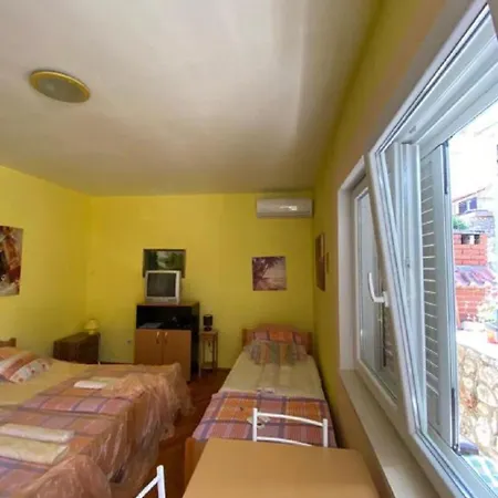 Apartament Dari *